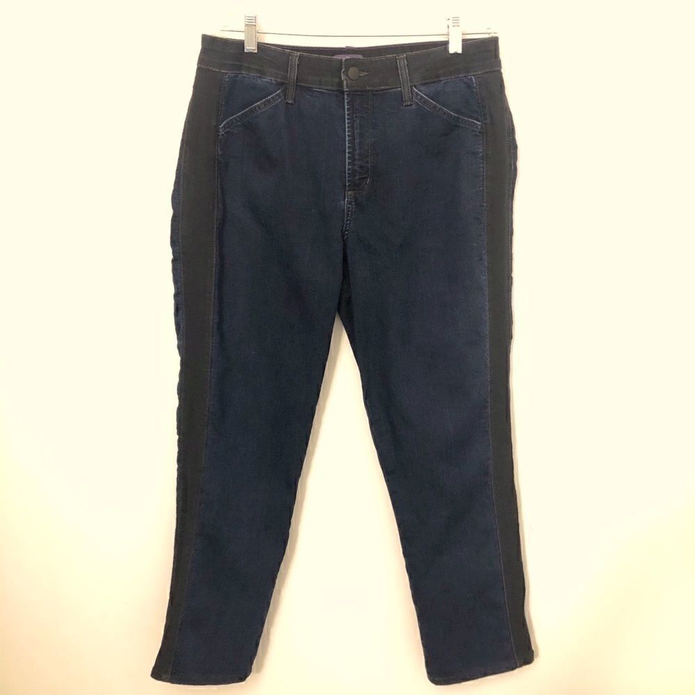 NYDJ Jeans Size 16 Jeggings With Black Waist and Sides!